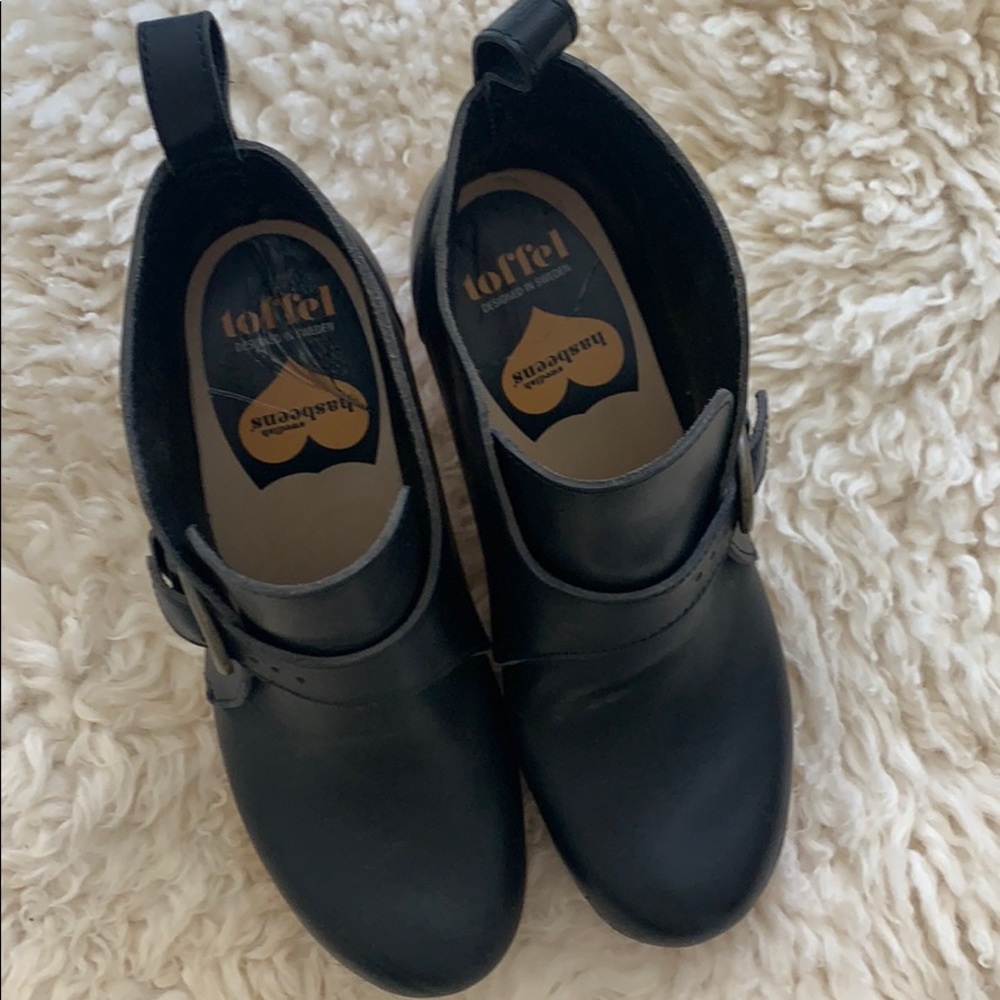 Black Swedish Hasbeens Clog Booties